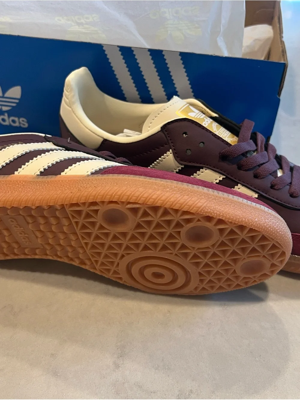 adidas Samba Men's Sneakers in Burgundy and Cream men’s 7.5 women’s 9.5